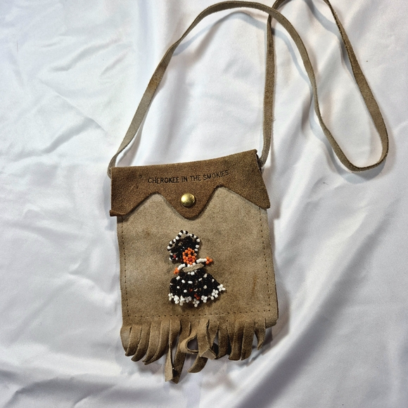 Vintage Cherokee In The Smokies Beaded Leather Fringe Pouch - Picture 5 of 7